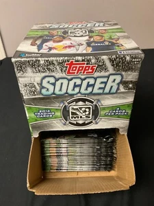 2014 Topps 48 packs MLS Soccer Pack NEW 4 Cards Per Pack - Picture 1 of 3