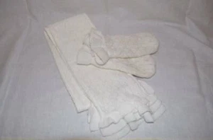 VGUC Janie and Jack Girls scarf and mittens white 4 5 6 7 8 years - Picture 1 of 1