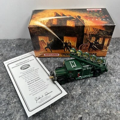 YYM37632 1932 Mercedes L5 Spotlight/ Generator Truck w/ Box and COA - Image 1 of 4