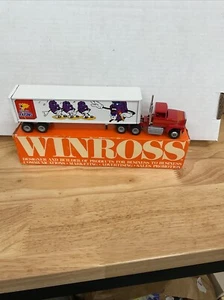 Vintage 1988 Winross Truck 1/64 DieCast Truck Champion California Raisins Semi - Picture 1 of 13
