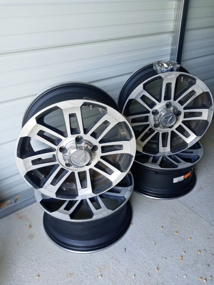 toyota tundra wheels 20 oem - Image 1 of 1