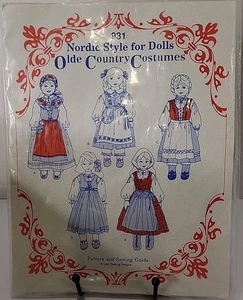 Schnittpuppe Schnittmuster nordischer Stil Kleidung alte Landhaus Kostüme skandinavisch  - Bild 1 von 4
