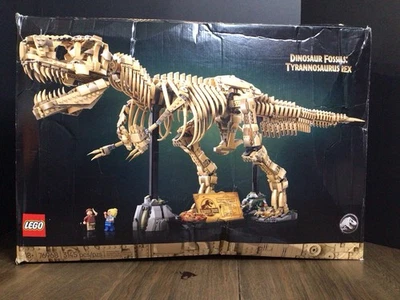 Jurassic World Dinosaur Fossils: Tyrannosaurus Rex - Building Set for Adul76968 - Image 1 of 4