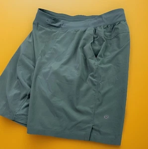 Lululemon Shorts THE Short Linerless 9” Green Gym Training LM7AA0S Men Sz L - Picture 1 of 11