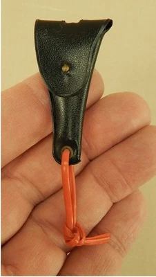 Coldre de pistola vintage 1964 Hasbro GI Joe #7517 posto de comando .45 com cordão C8 - Imagem 1 de 4