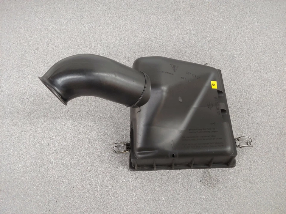 LIMPIO USADO ORIGINAL PORSCHE 924 FILTRO DE AIRE TAPA CON SNORKEL 477129611 NLA 6 Foto 1 de 4