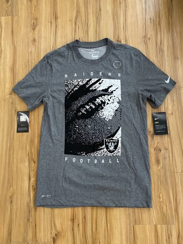 NWT Nike Men’s Las Vegas Raiders Football Grey Dri-Fit Tee. AR9955-071. Sz Small Cover