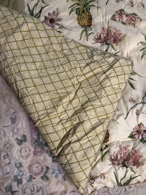 Waverly Queen Comforter Tropical Green Pineapple Floral 100% Cotton 94"X88" - Image 1 of 4