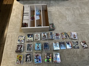 Lotto carte baseball 2000+ parallele, esordienti, veterani, HOF, ottimo affare!!! - Foto 1 di 2