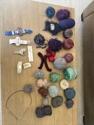 Yarn Lot 2.2lb Wool,nylon Different Colors Textures Gedfria,velour Lame,tahki - Image 1 of 4