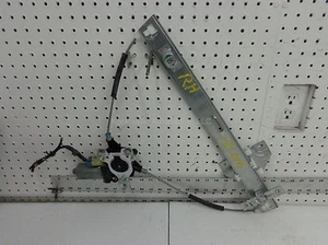 Saturn VUE Window Regulator Right Front Power Passenger Side 02 OEM - Picture 1 of 6