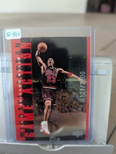 Tarjeta Upper Deck 1998 Michael Jordan Living Legend juego acción #G24/2300 - Imagen 1 de 2