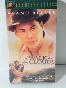A Walk in the Clouds (VHS, 1996) Keanu Reeves - NEU VERSIEGELT! - Bild 1 von 2