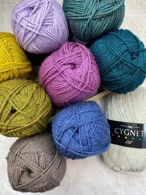 Cygnet Signature DK, 100% Acrylic 60+ Shades for Crochet, Knitting 100g Yarn - Image 1 of 4
