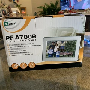 Mustek PF-A700B 7 Inch Digital Photo Frame - New Tested Works - Picture 1 of 13