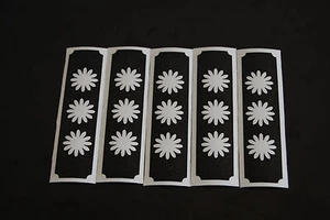 Plantilla de maquillaje de 3 flores - Paquete de 5 - Imagen 1 de 3