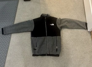 The North Face Denali Jacket Youth Large Grey Black Full Zip Pockets Fleece TNF - Picture 1 of 5