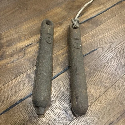 2 pesos antiguos de marco de ventana de hierro fundido cada uno pesa 6 libras Foto 1 de 4