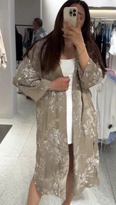Zara Sequin Floral Satin Kimono Coat Beige Silver Size XS-S 3162/850 - Picture 1 of 6