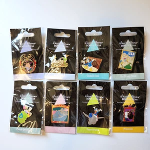 EN MANO Juego de 8 Pines Japón Disney Store Pin Esmeralda Dumbo Donald Pocahontas - Imagen 1 de 6