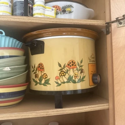 VTG 70'S SEARS MERRY MUSHROOM COUNTER CRAFT CROCK WATCHER POT SLOW COOKER USA - Image 1 of 4