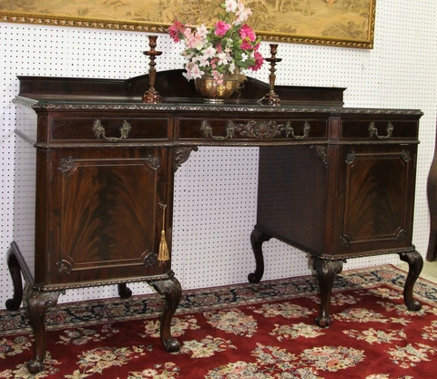 Lovely Antique American Chippendale Mahogany Buffet Sideboard Console Circa 1890 Cover