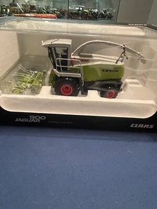 BNIB 1/32 Universal Hobbies Claas Jaguar 900 Green eye  - Picture 1 of 1