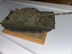 ESCI (ERTL) 1:35 model kit tank 5020 M1 Abrams Canadian “Laze Blaze” PRO BUILT - Picture 1 of 16