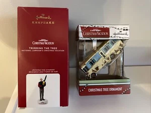 *TRIMMING THE TREE * Hallmark Lampoon's Christmas Vacation Ornament Bonus Item - Picture 1 of 6