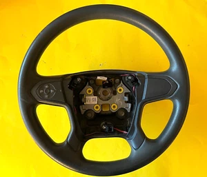 2014-2019 GMC SIERRA 1500 STEERING WHELL W/CRUISE CONTROL SWITCH OEM 23278598 - Foto 1 di 10