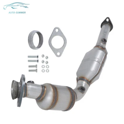 RH Catalytic Converter For 1996-2002 Ford Crown Victoria / Lincoln Town Car 4.6L - Изображение 1 из 4