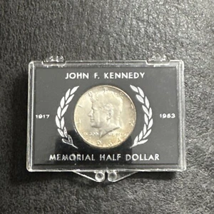 John F. Kennedy Memorial 1964 Half Dollar 90% Silver in Case - Picture 1 of 2