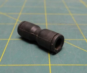 Legris 1/4" Plastic Push to Connect Tube Union Fitting, Black - Picture 1 of 3
