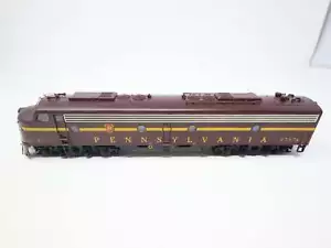 USED Life-Like HO Scale Proto 2000 E8/E9 Diesel Locomotive PRR #5797A DC READ - Picture 1 of 6