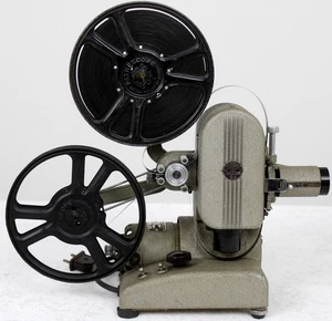 Proyector de película de cine francés CiG súper raro de 9,5 mm de colección, años 40 ART DECO FREEPOST - Imagen 1 de 20