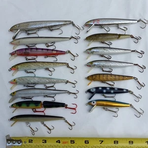 Lot 15 Misc Used Minnow Fishing Lures Rapala Cordell Rebel Vintage 3" to 5 1/4" - Picture 1 of 18