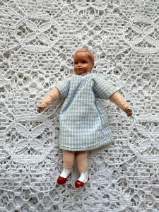 Vintage Doll House Miniature Little Girl Thread Wrapped Wire Doll Metal Shoes - Picture 1 of 11
