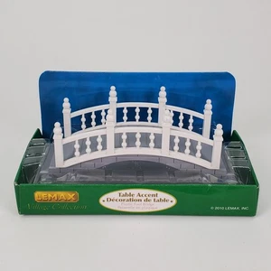 Lemax 04158 PLASTIC FOOT BRIDGE Christmas Village Accessories Table Accent 2010 - Picture 1 of 9
