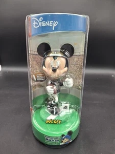 NUOVO ST LOUIS Los Angeles Rams 2003 Disney FUNZIONANTE INDIETRO Topolino Bobblehead - Foto 1 di 6