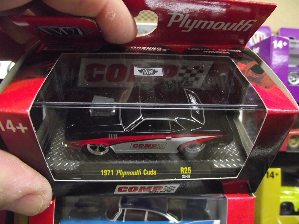 M2 1/64 1971 plymouth cuda comp cams R25 NIB - Image 1 of 1