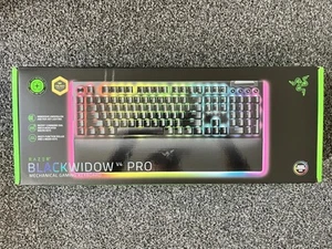 Razer BlackWidow V4 Pro Gaming Tastatur - UK Layout UVP - 230£ - Bild 1 von 4