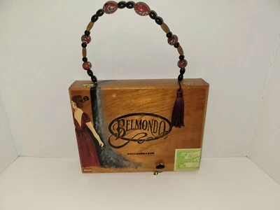 *Cartera pintada a mano vintage* Cartera caja cigarros Belmondo. Impresionante correa de cuentas. Foto 1 de 4