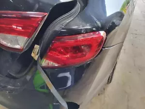 Used Right Tail Light Assembly fits: 2015 Chrysler 200 Sdn quarter panel mounted - Bild 1 von 24