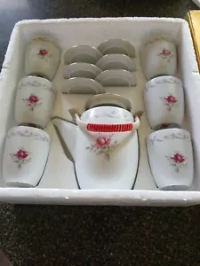 Tetera y tazas vintage con tapas TaTung china fina china/nunca usada bonita - Imagen 1 de 24
