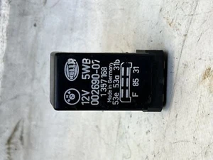 BMW 3er E21 5er E12 Wisch-Wasch-Intervallsteuergerät 1357904 - Bild 1 von 1