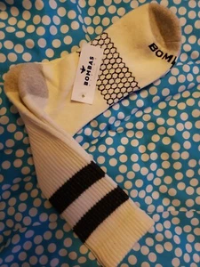 Neu mit Etikett BOMBAS weiße wadenförmige Herrensocken marineblau gestreift, Größe Large - Bild 1 von 1