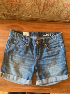 Gap 1969 echte gerade Jeansshorts Damen Größe 25 niedrig erhöht dunkel gewaschen Denim - Bild 1 von 4