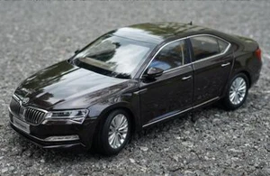 1/18 VW Skoda SUPERB 2020 Diecast MODEL CAR Kids Toys Gifts Display Brown - Picture 1 of 10