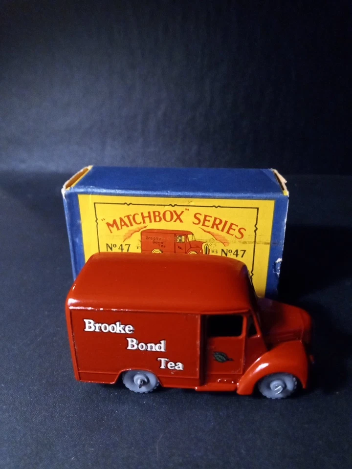 Matchbox 47A 1 Ton Trojan Van "BROOKE BOND TEA" 1958  GPW  VN/MINT Orig. B3  Box - Image 1 of 4