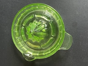 Uranium Light Green Glass 5” Juicer - Picture 1 of 6
